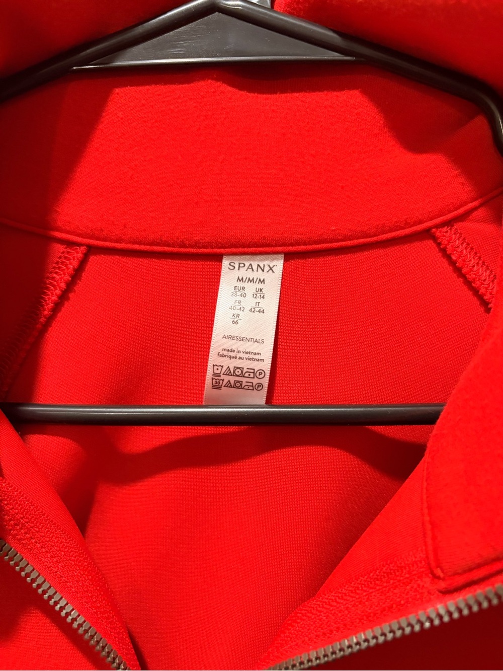 SPANX Red Half-Zip Puffer-Style Fleece Pullover - Picture 2 of 6
